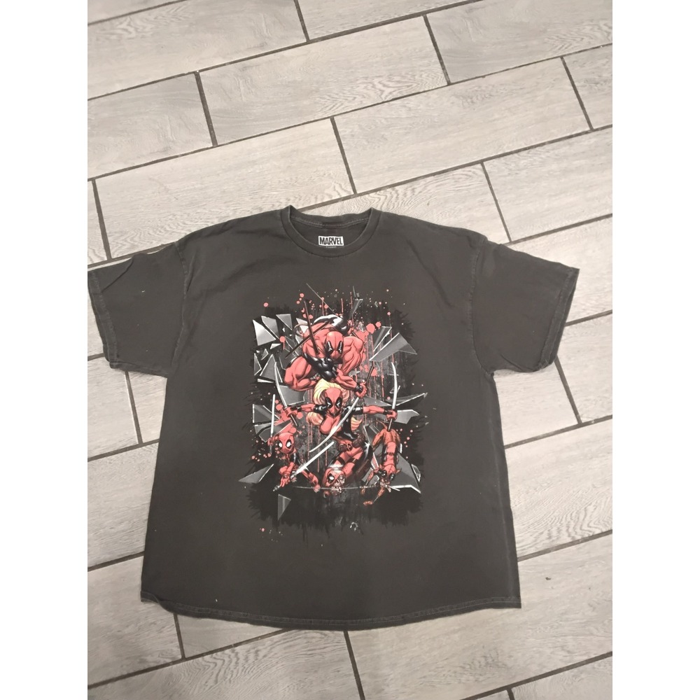 NWOt Marvel Deadpool Graphic T Shirt XL Black Men's Short Sleeve Comic Tee